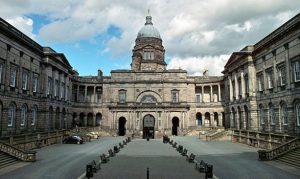 Edinburg Üniversitesinde Parapsikoloji Eğitimi Hakkında Bilgi