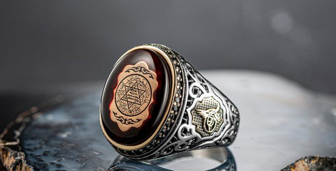 kehribar_tasli_hz_suleyman_muhru_islemeli_yanlari_osmanli_tugrali_gumus_yuzuk_13.07gr_800x